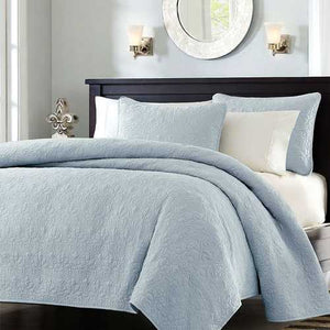 Full / Queen size Quilted Bedspread Coverlet with 2 Shams in Light Blue