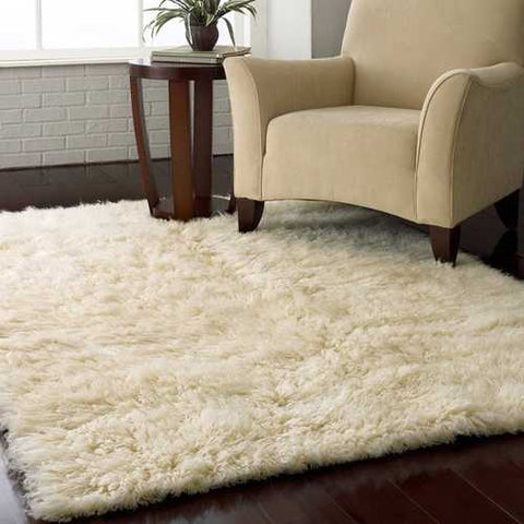 Image of 4-ft x 6-ft Hand Woven Wool Flokati Area Rug in Natural Color