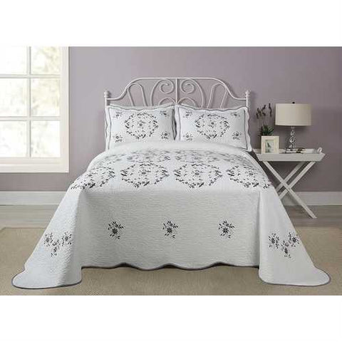 Image of King size Cotton Bedspread with Scalloped Edges in White with Floral Print Embroidery