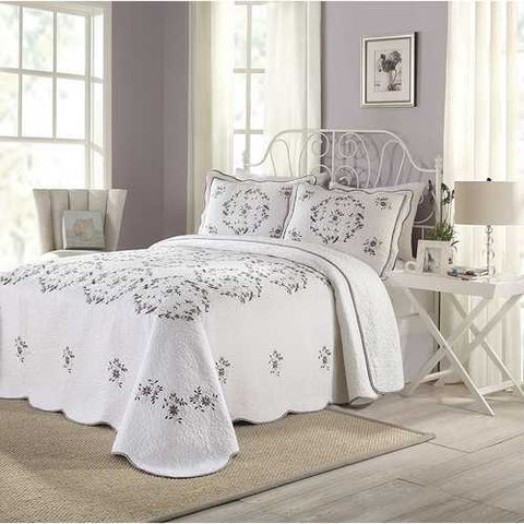 Image of King size Cotton Bedspread with Scalloped Edges in White with Floral Print Embroidery