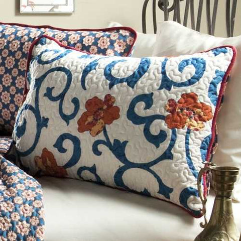 Image of King size 3-Piece Cotton Quilt Set in Red White Blue Floral Scroll Pattern