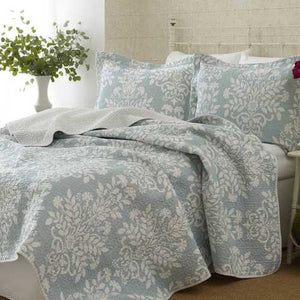 100% Cotton Twin size 2-Piece Quilt Set with Coverlet and Sham in Blue White Floral Pattern