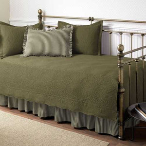 5-Piece Daybed Bedding Set in Dark Green Aloe Color