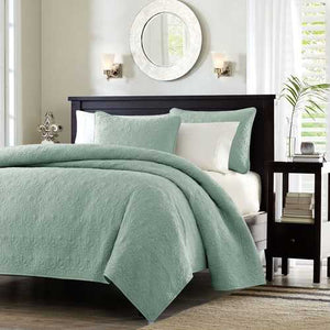 Twin / Twin XL size Coverlet Quilt Set with Sham in Seafoam Blue Green Brushed Fabric