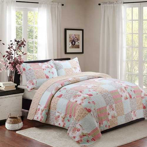 Image of King size 3-Piece Cotton Patchwork Quilt Set with Pink Blue Floral Pattern